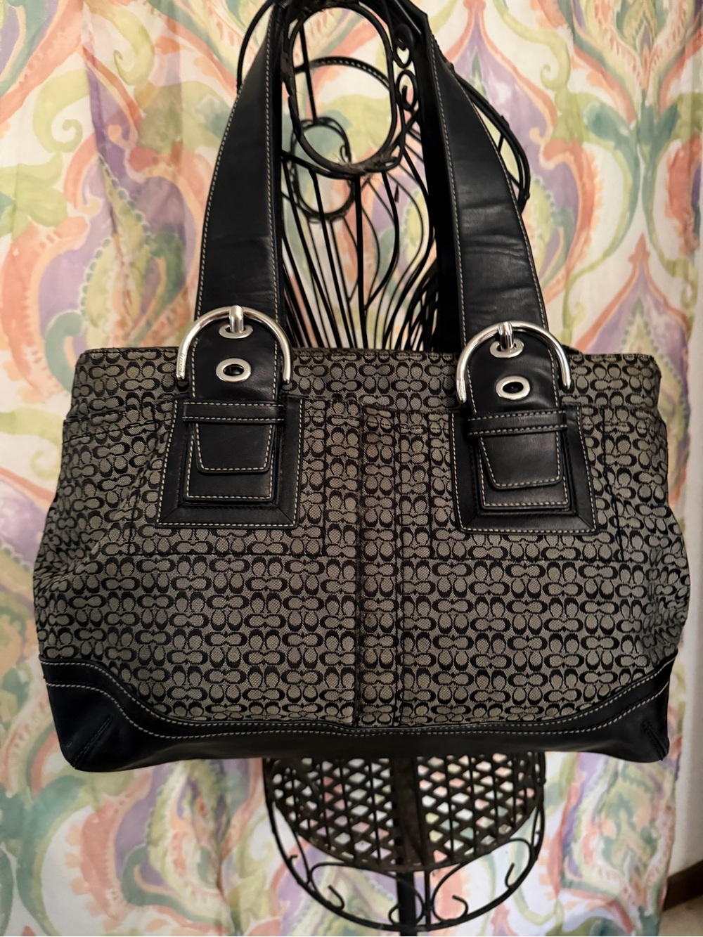 Coach Black and Gray Signature Shoulder Bag. Big pretty size.